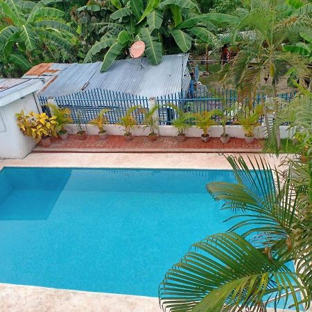 Beth'S Villa Moalboal Bagian luar foto
