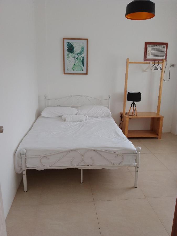 Beth'S Villa Moalboal Bagian luar foto
