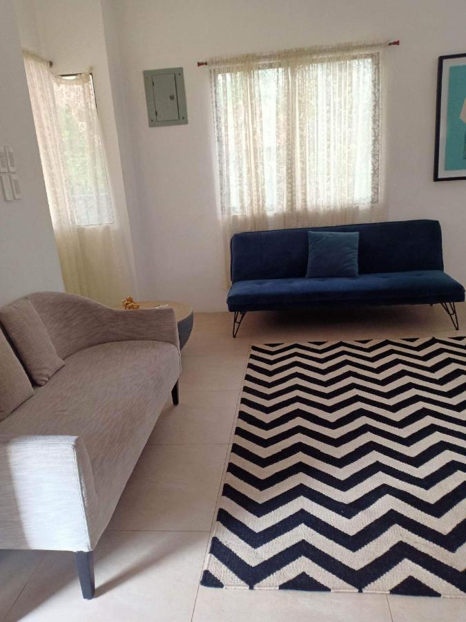 Beth'S Villa Moalboal Bagian luar foto